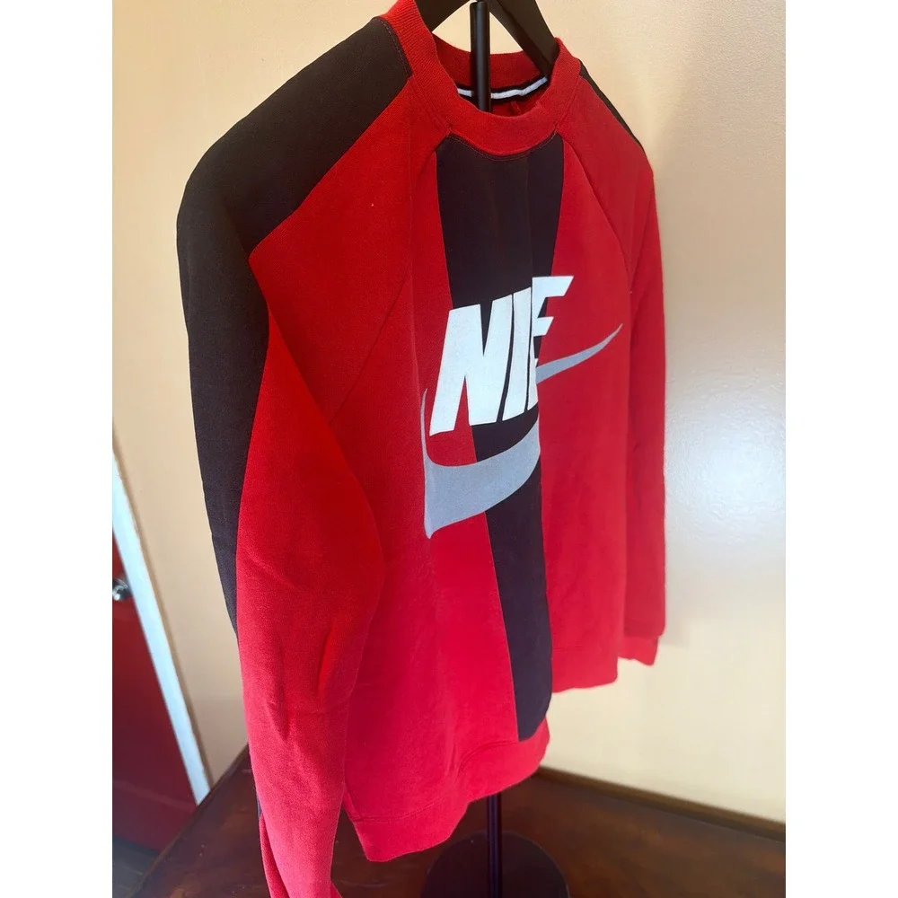 Nike Sportswear Mens Red Black Colorblock‎ Logo Crewneck Sweatshirt Size Small